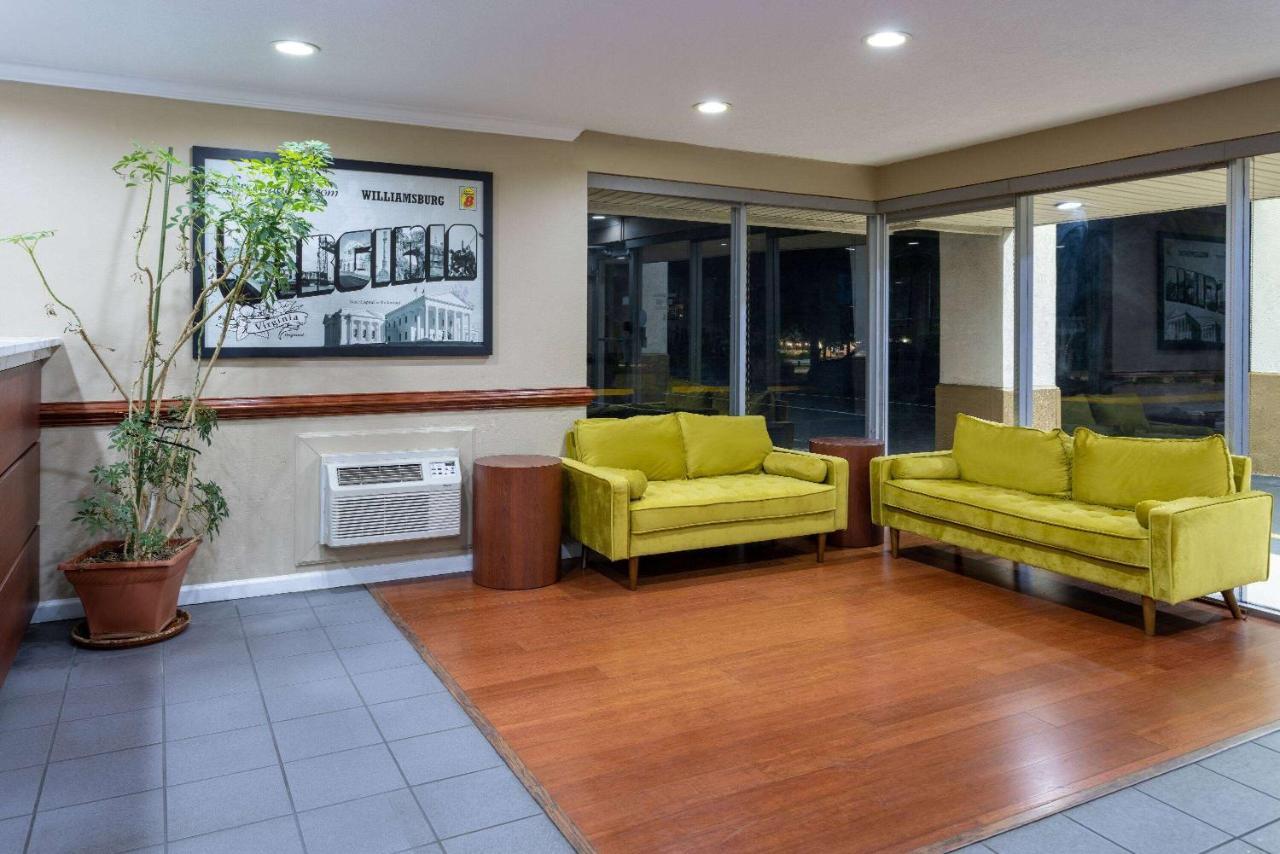 Super 8 By Wyndham Williamsburg/Historic Area Ξενοδοχείο Εξωτερικό φωτογραφία