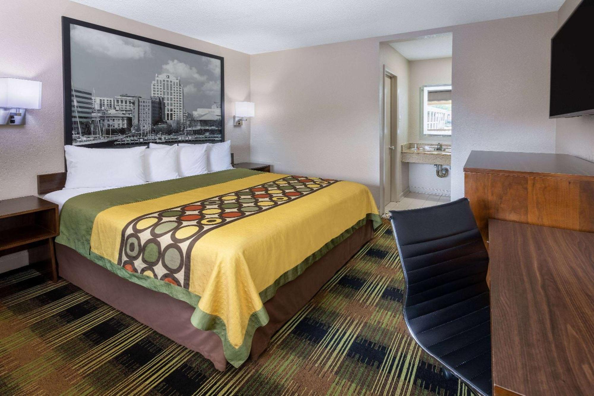 Super 8 By Wyndham Williamsburg/Historic Area Ξενοδοχείο Εξωτερικό φωτογραφία